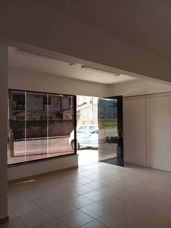 Sala Comercial de 30m² no bairro Limeira Baixa, em Brusque | Eu Corretor