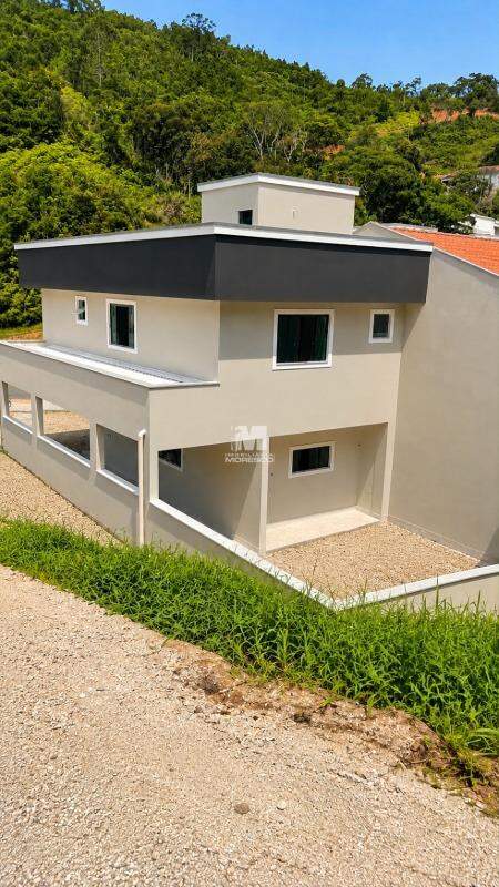 Casa à venda no bairro Cedrinho:
