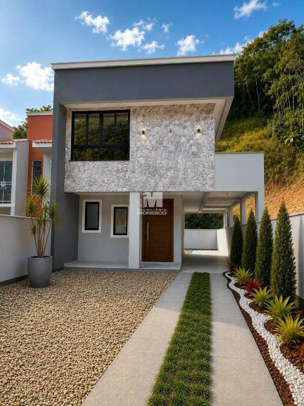 Casa à venda no bairro Cedrinho: 
