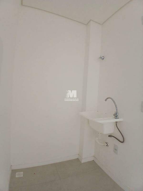 Flat à venda no bairro Santa Terezinha: 