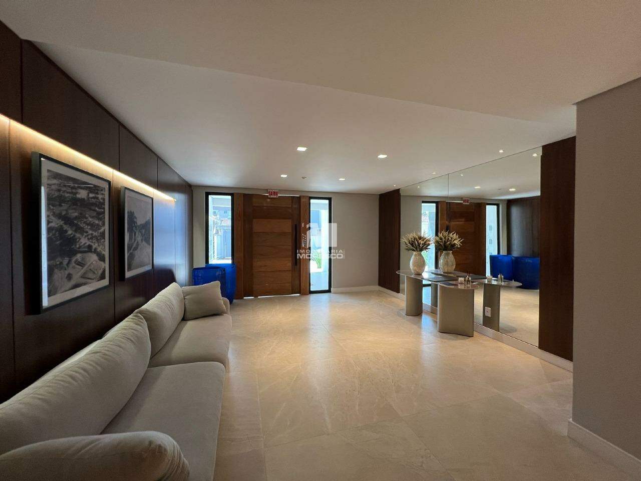 Apartamento à venda no bairro Centro: 