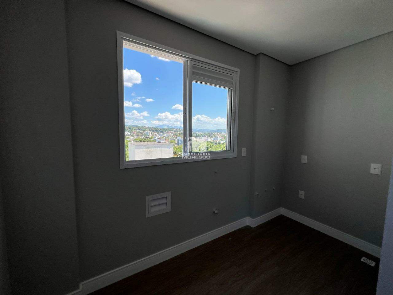 Apartamento à venda no bairro Centro: 