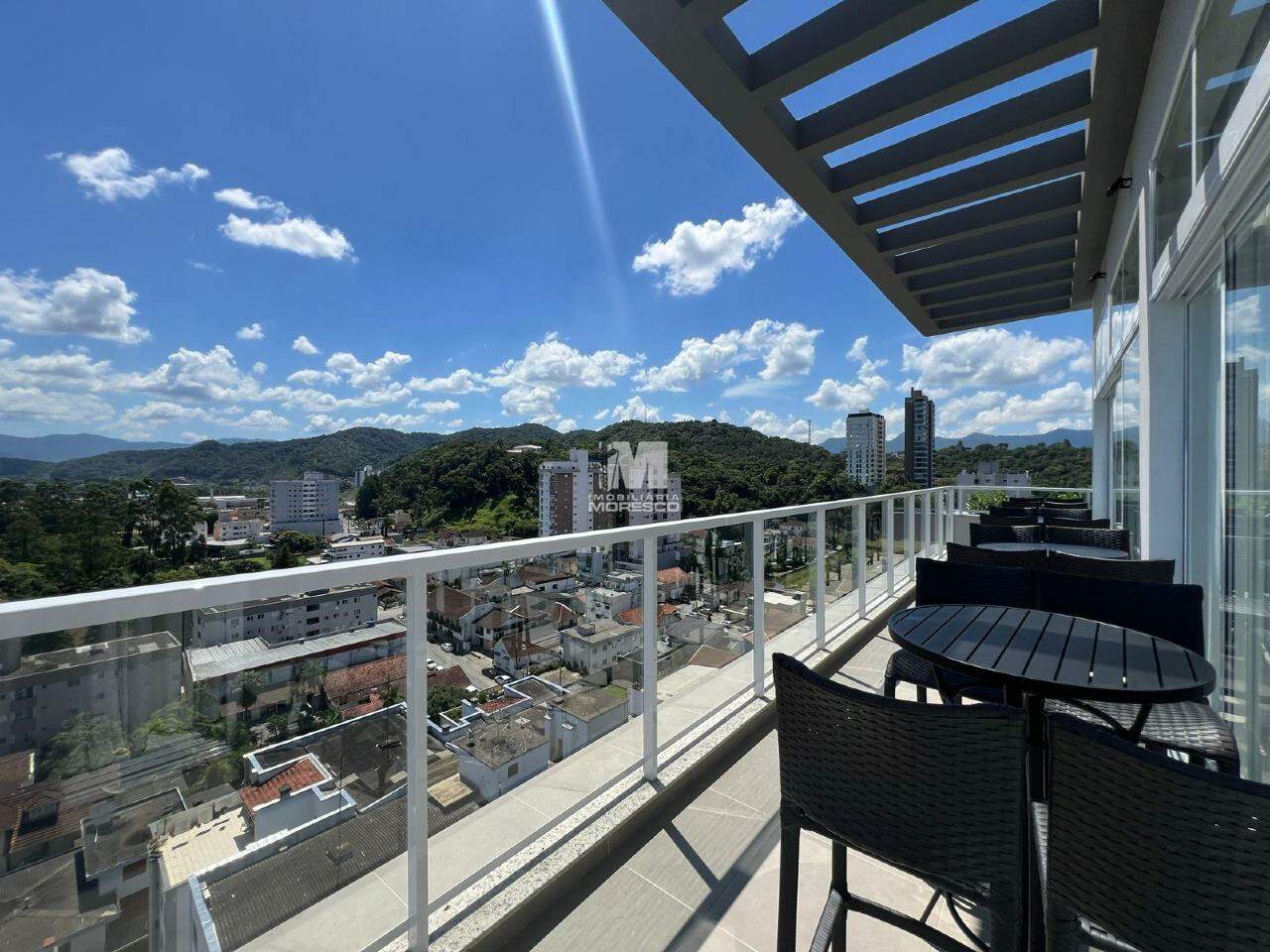 Apartamento à venda no bairro Centro: 