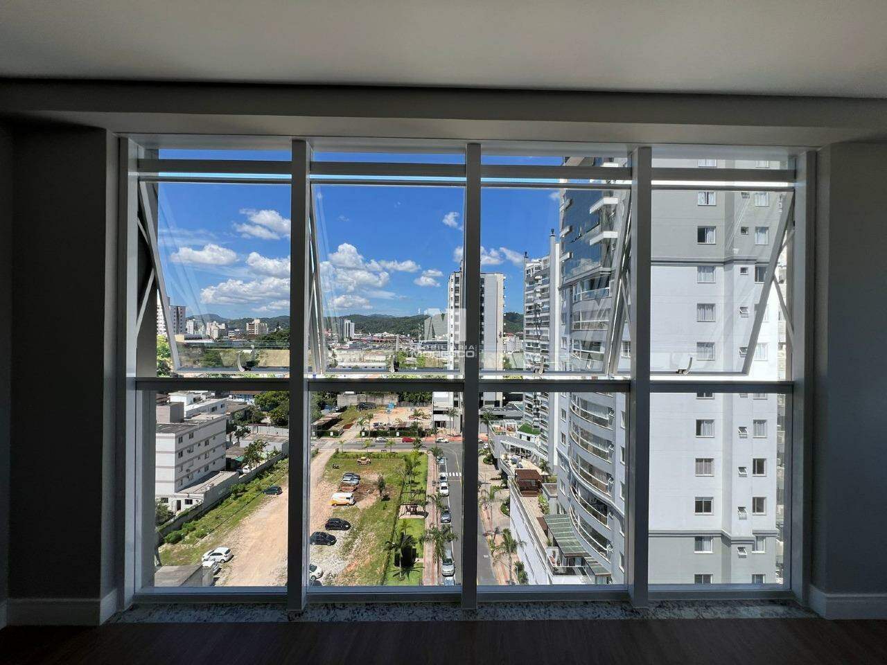 Apartamento à venda no bairro Centro: 