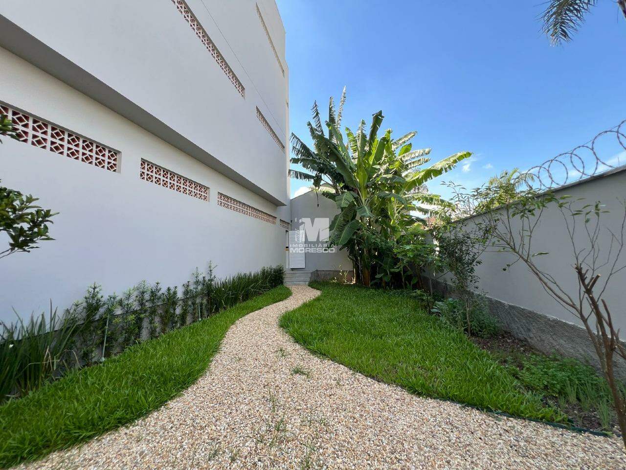 Apartamento à venda no bairro Centro: 