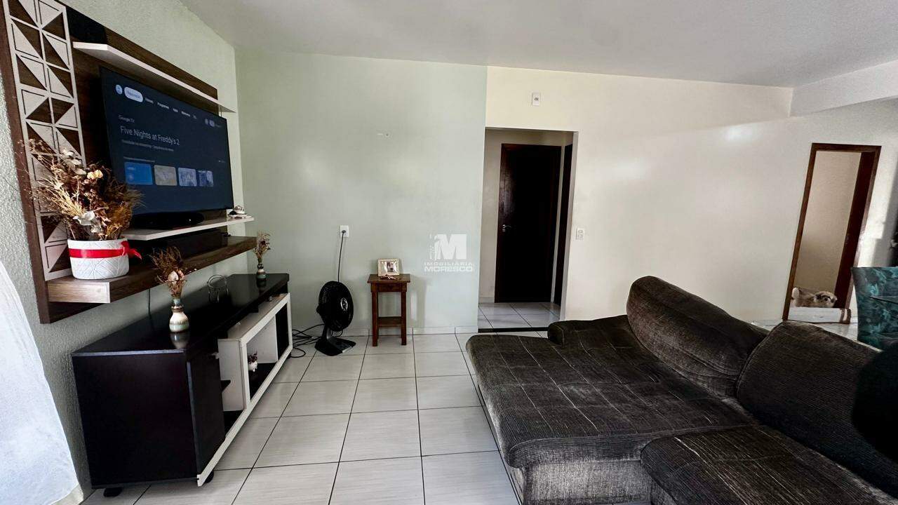 Casa à venda no bairro Guarani: