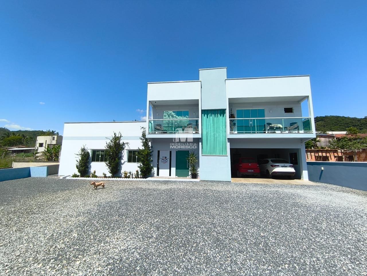 Casa à venda no bairro Lageado Baixo: 