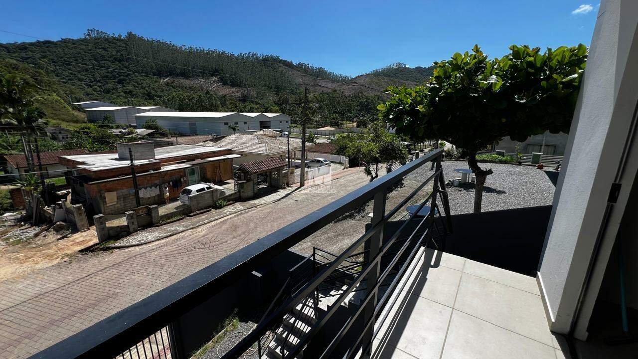 Casa à venda no bairro Lageado Baixo: 