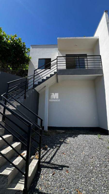 Casa à venda no bairro Lageado Baixo: 
