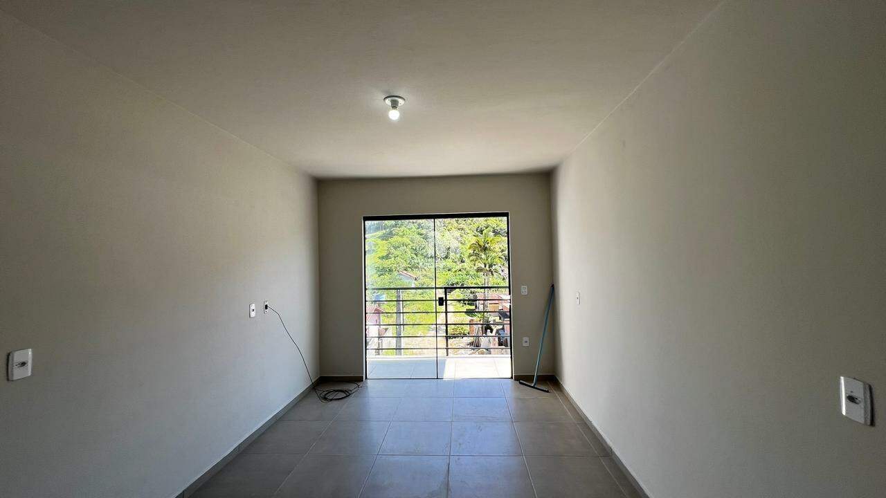 Casa à venda no bairro Lageado Baixo: 