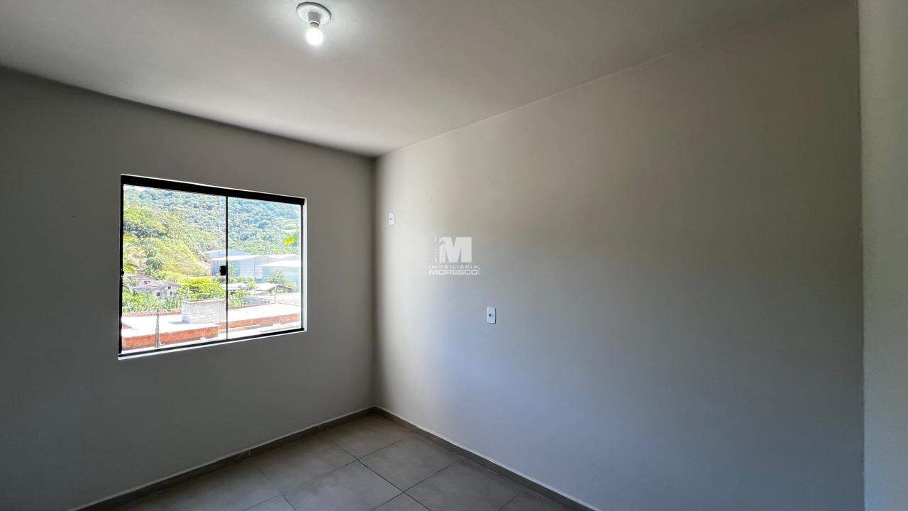Casa à venda no bairro Lageado Baixo: 