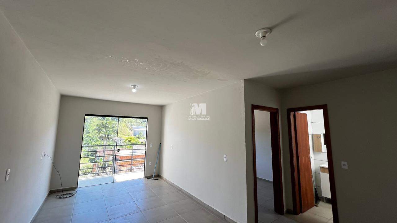 Casa à venda no bairro Lageado Baixo: 