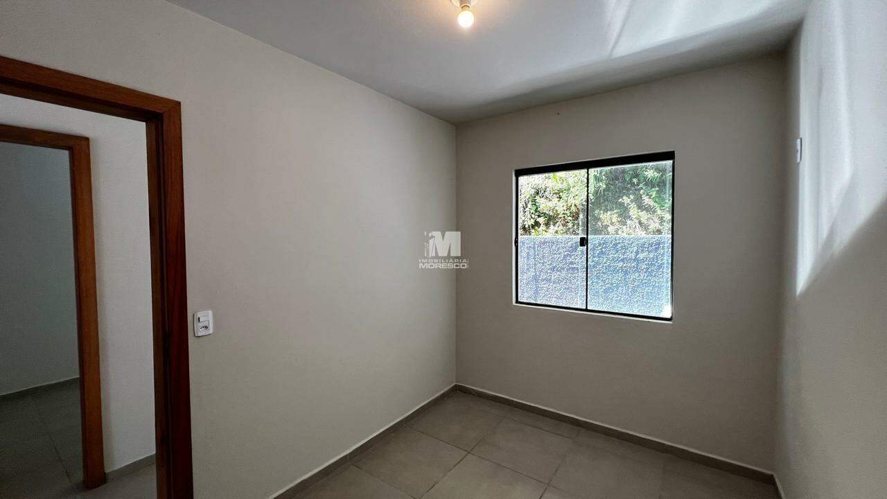 Casa à venda no bairro Lageado Baixo: 