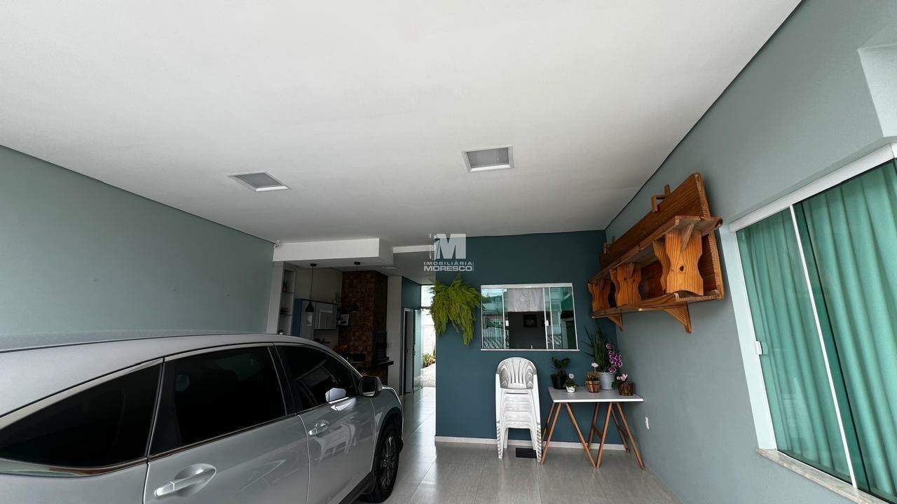 Casa à venda no bairro Planalto: 