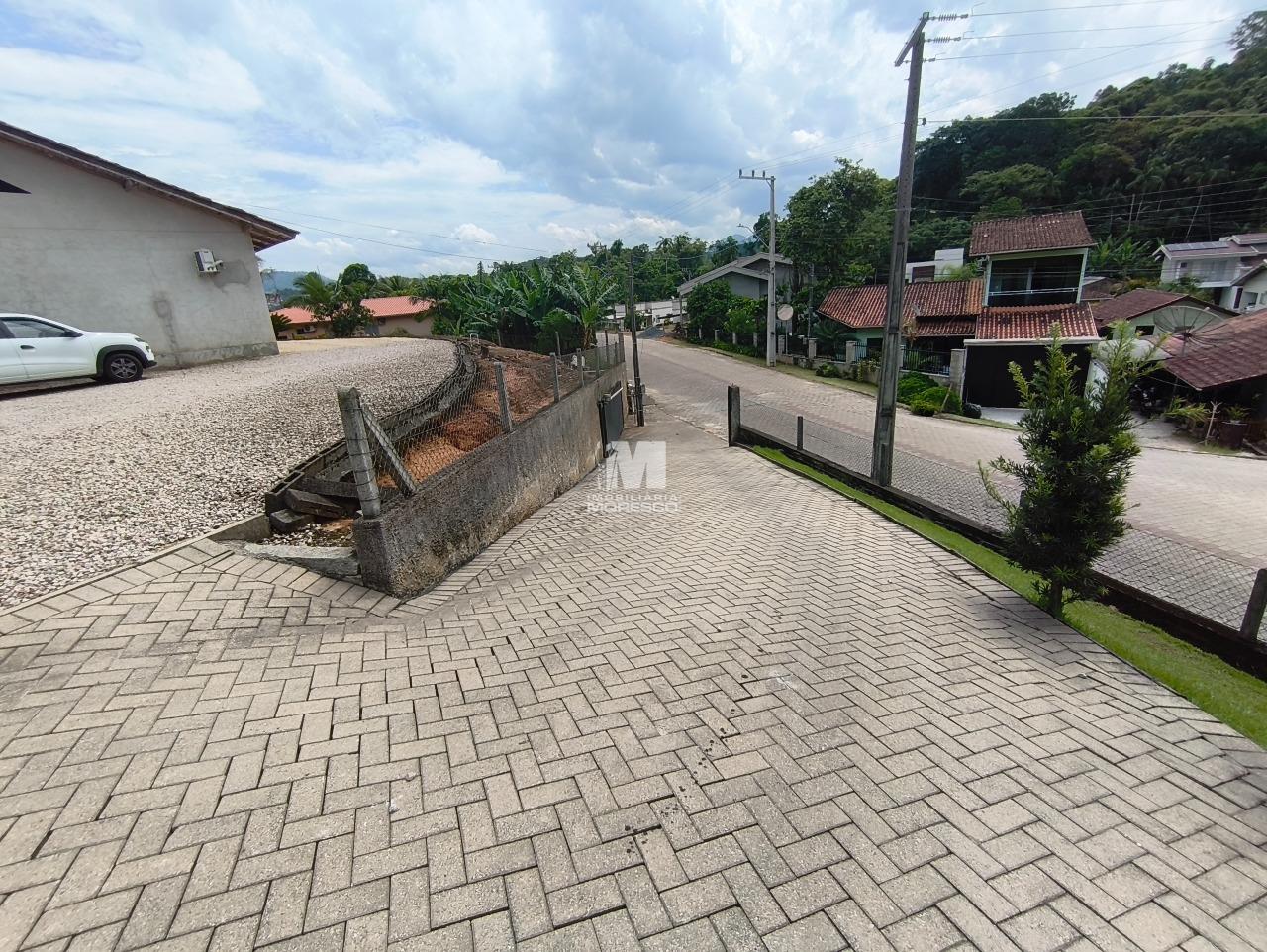 Casa à venda no bairro Centro: