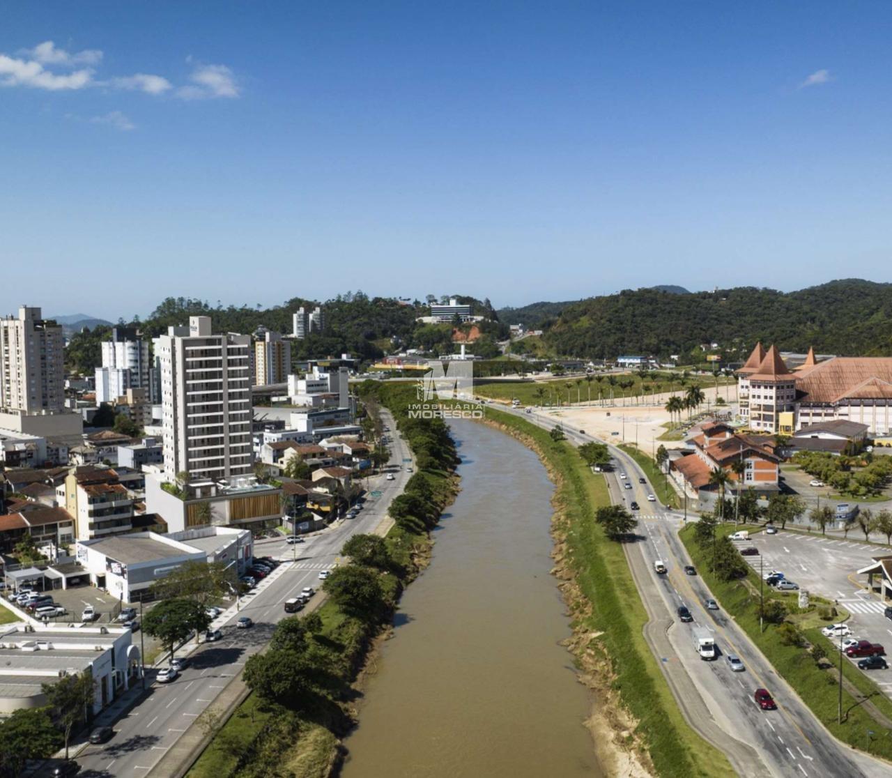 Apartamento à venda no bairro Centro I: 