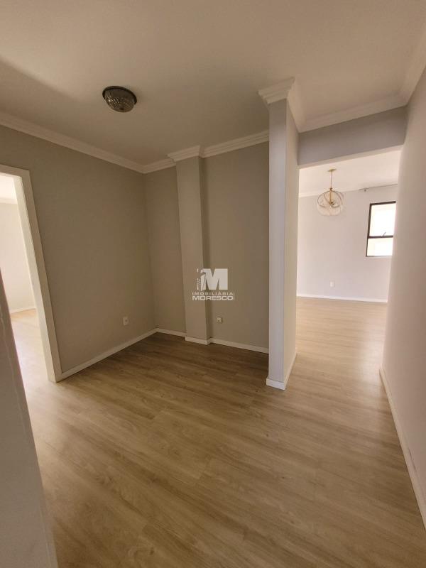 Apartamento à venda no bairro Centro: