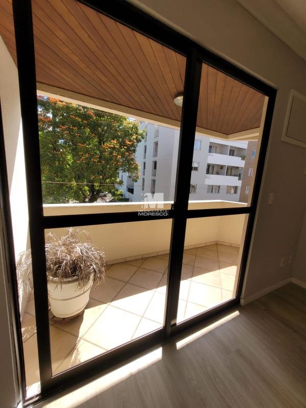 Apartamento à venda no bairro Centro: