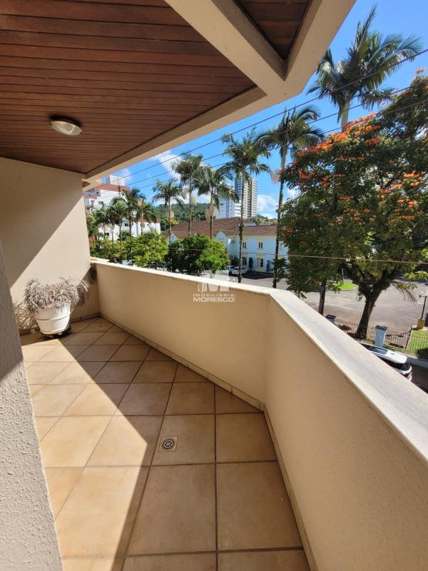 Apartamento à venda no bairro Centro: