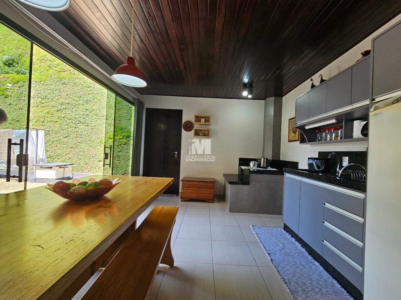 Casa à venda no bairro Souza Cruz: 