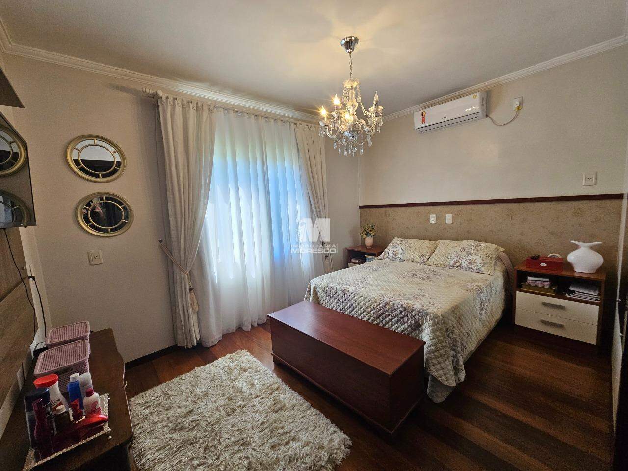 Casa à venda no bairro Souza Cruz: 