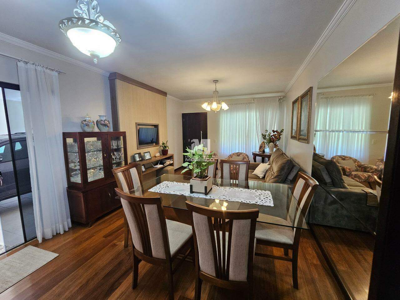 Casa à venda no bairro Souza Cruz: 