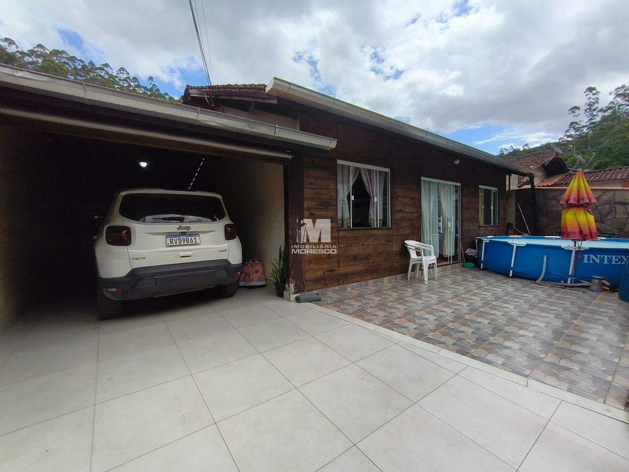 Casa à venda no bairro Cerâmica Reis: 