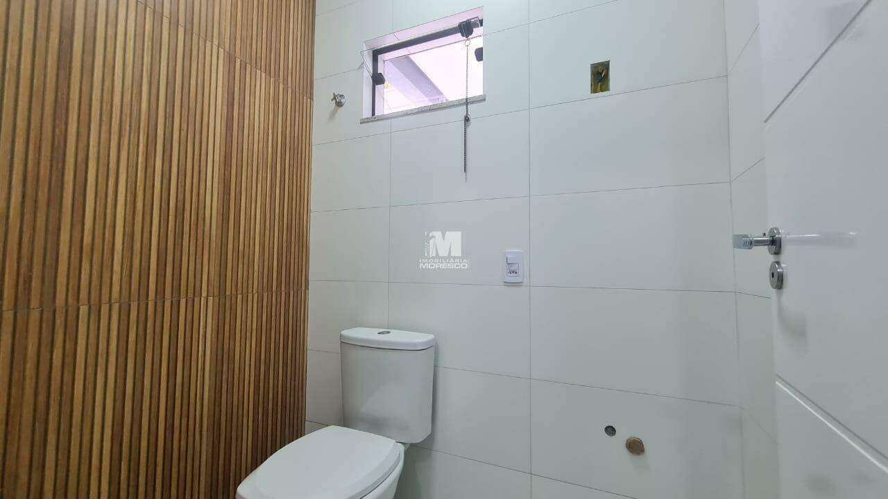 Casa à venda no bairro Guabiruba Sul: 