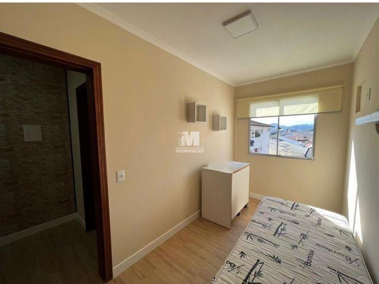 Apartamento à venda no bairro Steffen: 