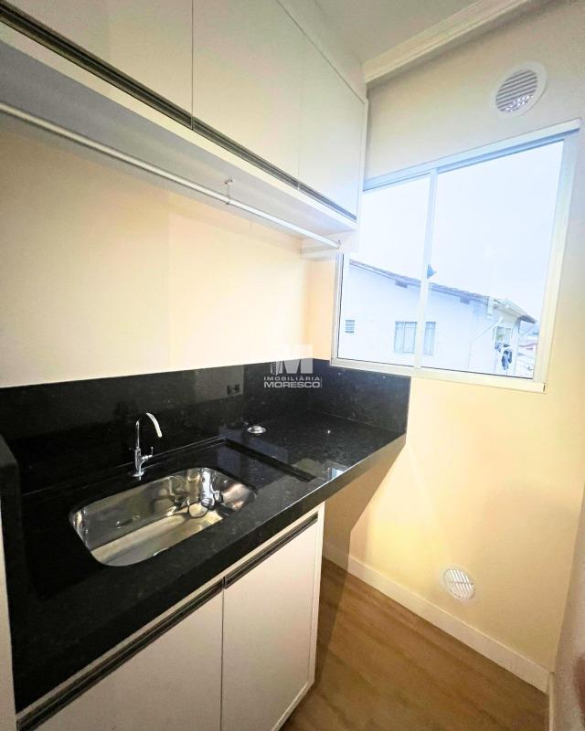 Apartamento à venda no bairro Steffen: 