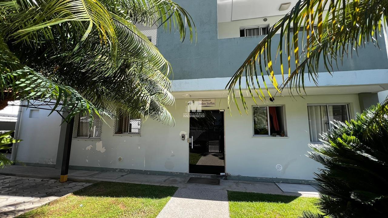 Apartamento à venda no bairro Steffen: 