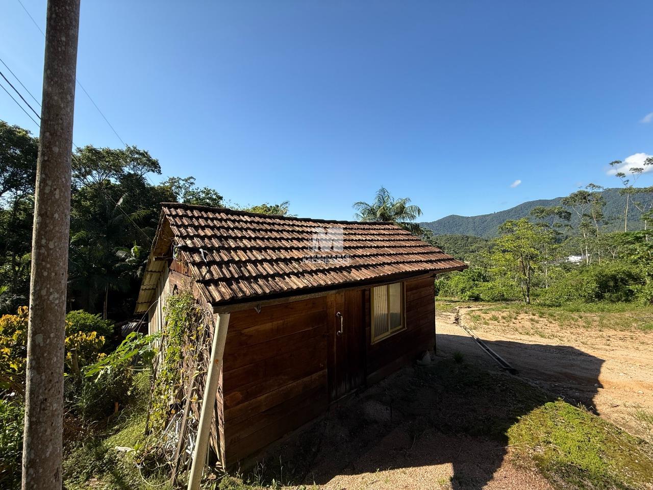 Sítio/Chácara à venda no bairro Aymoré: 