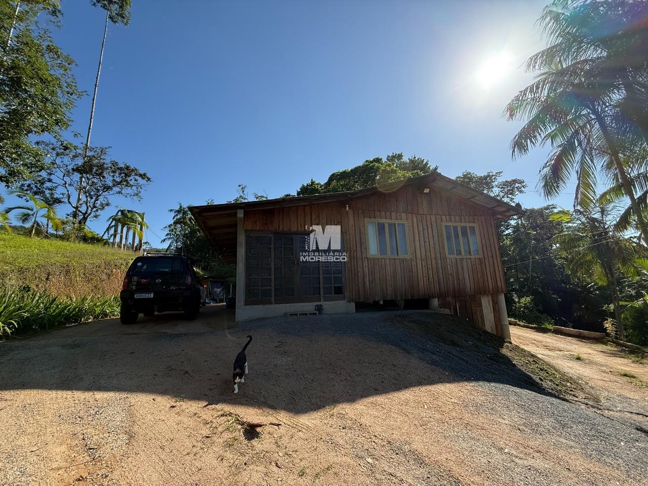 Sítio/Chácara à venda no bairro Aymoré: 