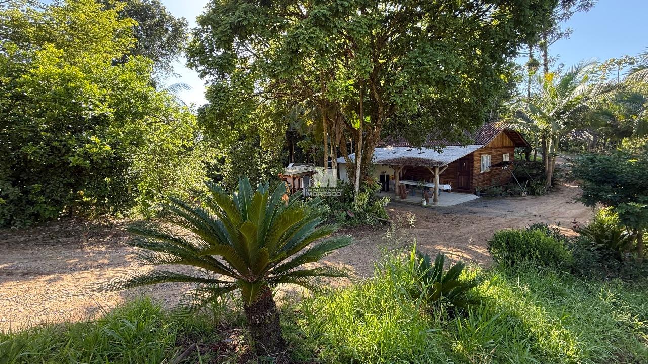 Sítio/Chácara à venda no bairro Aymoré: 