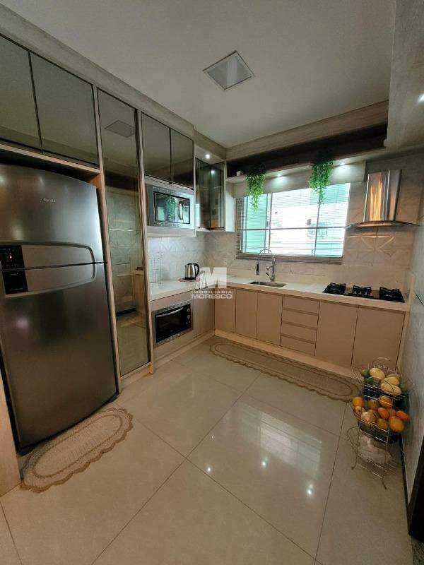 Casa de 4 quartos, 280m² no bairro Souza Cruz, em Brusque | Eu Corretor