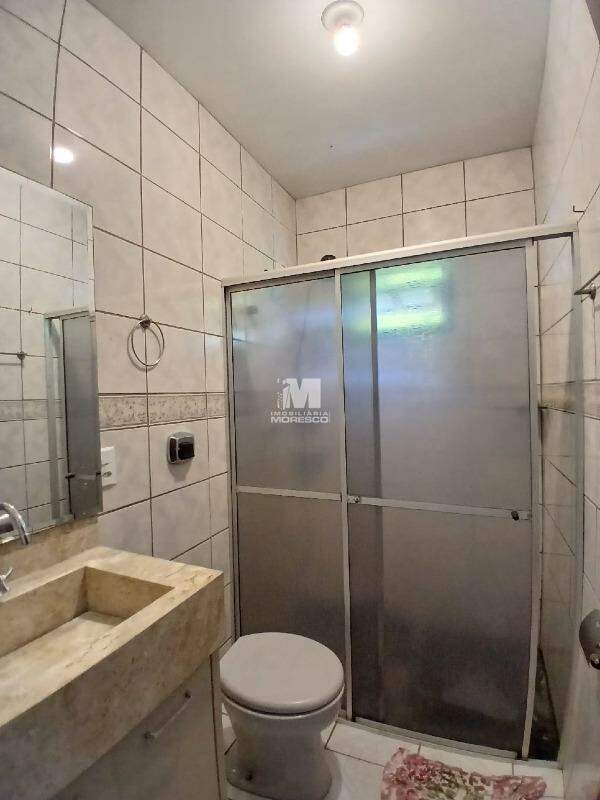 Casa à venda no bairro Souza Cruz: 