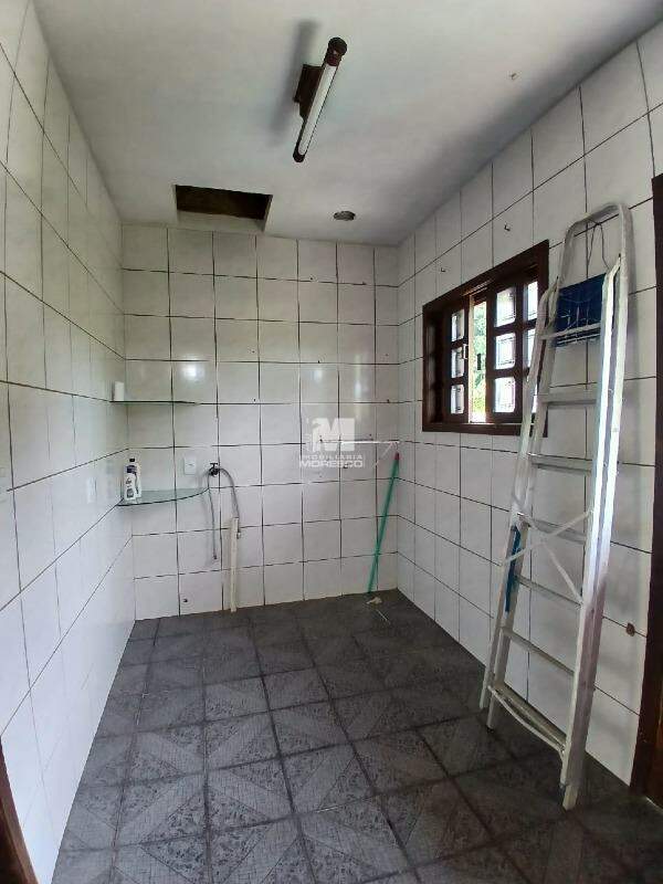 Casa à venda no bairro Souza Cruz: 