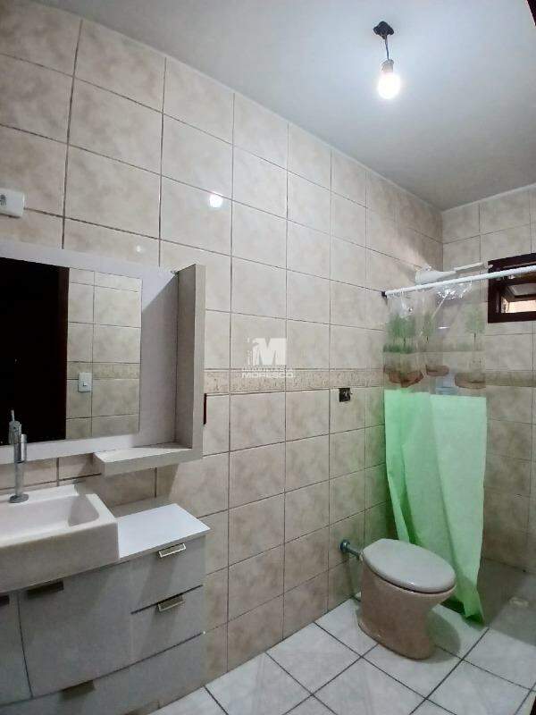 Casa à venda no bairro Souza Cruz: 