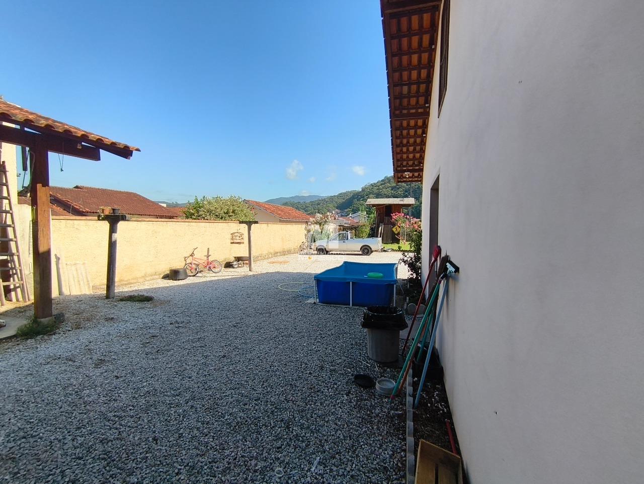 Casa à venda no bairro Centro: