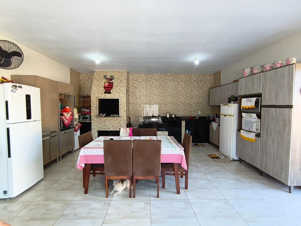 Casa à venda no bairro Centro: