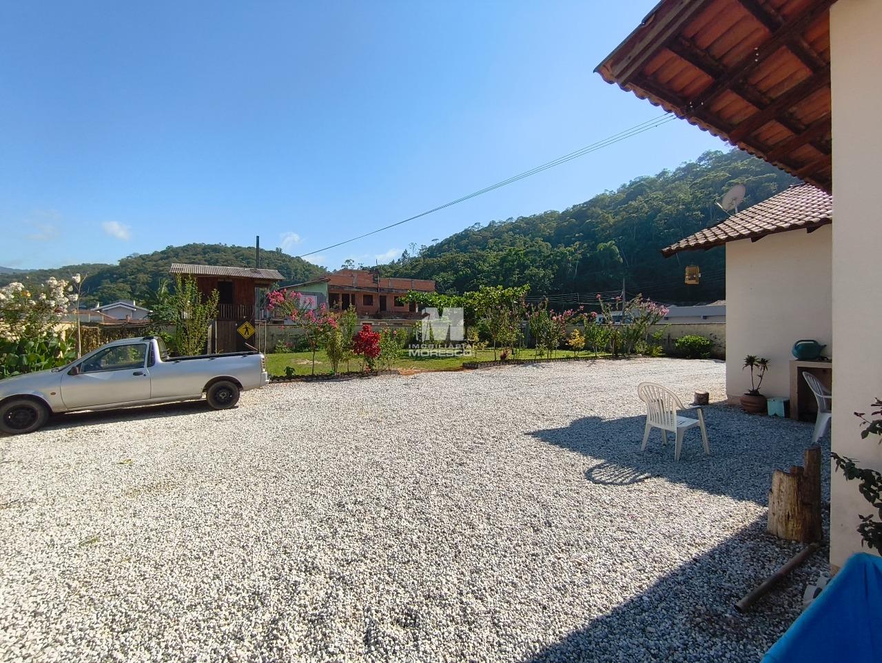 Casa à venda no bairro Centro: