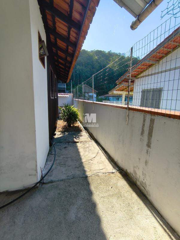 Casa à venda no bairro Centro: