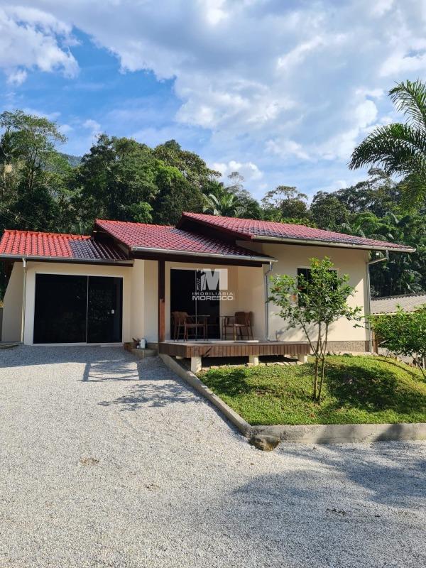 Sítio/Chácara à venda no bairro Aymoré: 