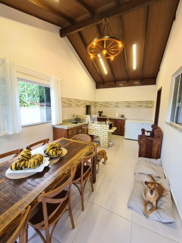 Sítio/Chácara à venda no bairro Aymoré: 