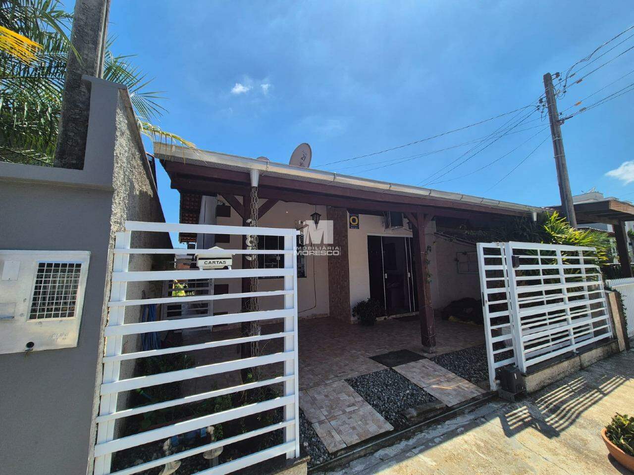 Casa à venda no bairro Dom Joaquim: 