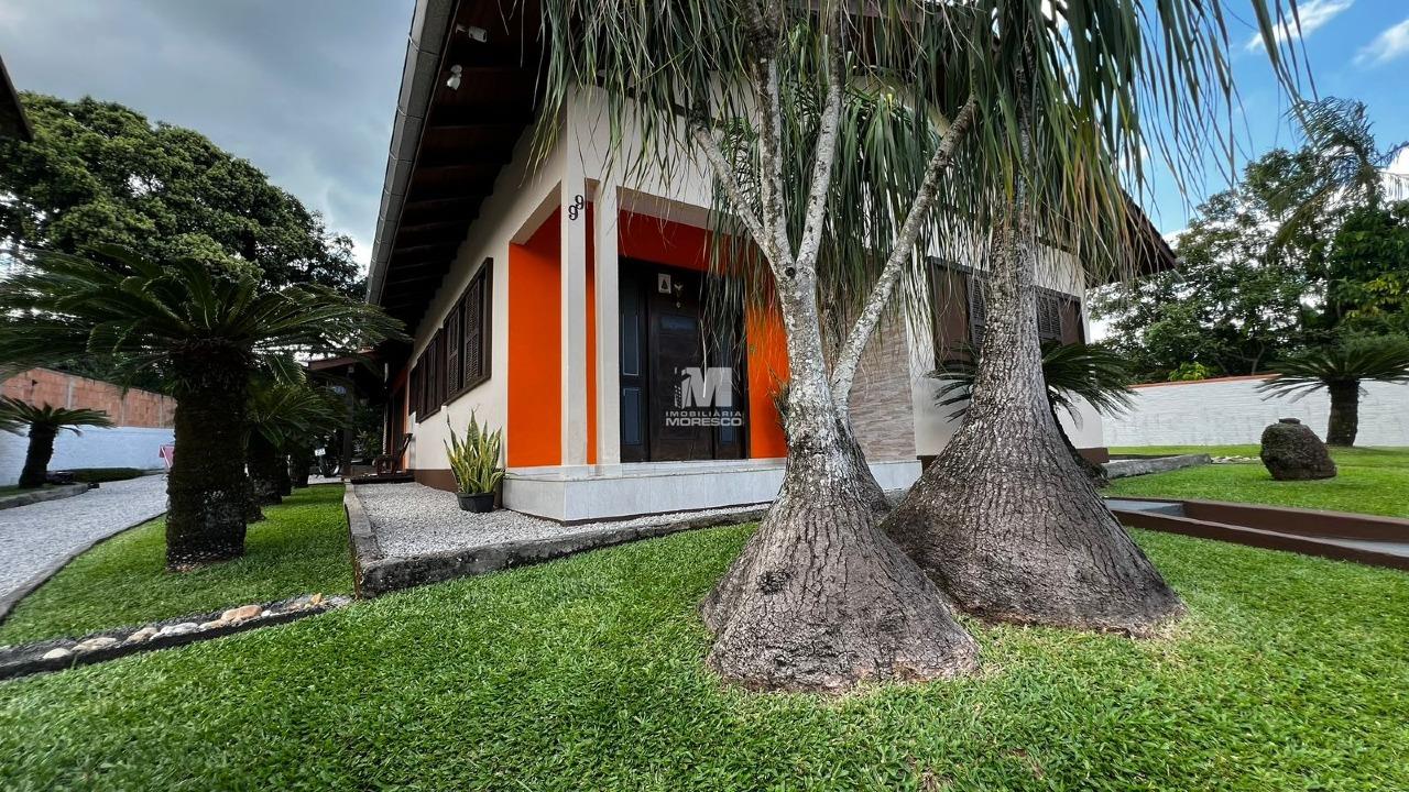 Casa à venda no bairro Rio Branco: 