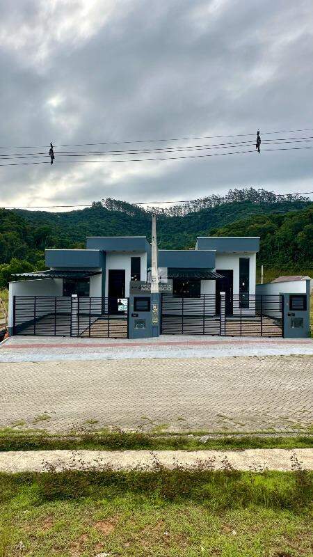 Casa de 3 quartos, 90m² no bairro São João, em Brusque | Eu Corretor