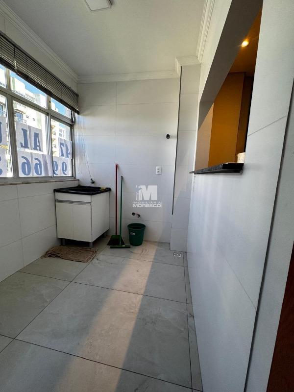 Apartamento à venda no bairro Centro I: 