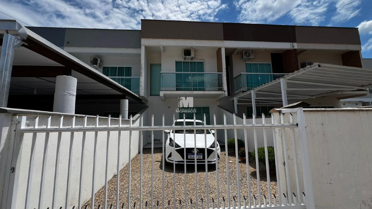 Casa à venda no bairro São João: 