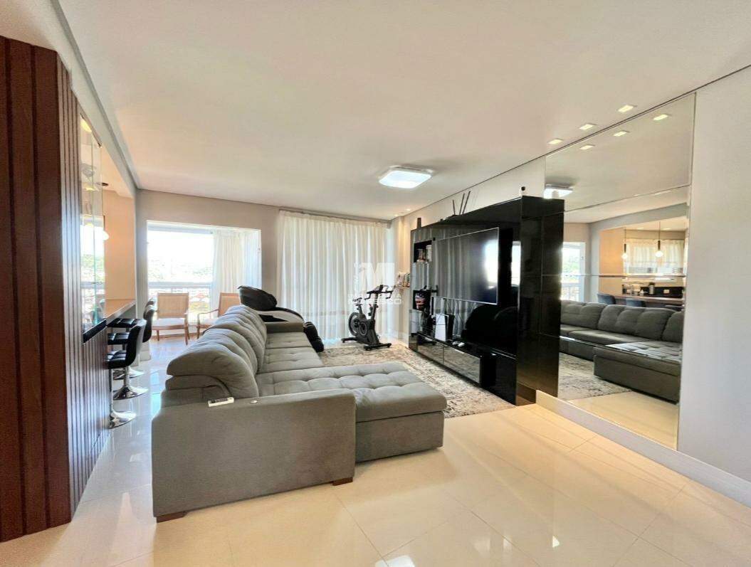 Apartamento à venda no bairro Centro: 